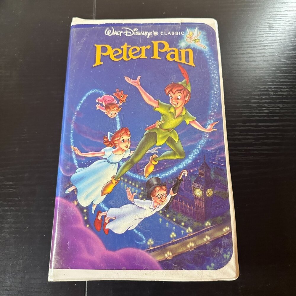 Walt Disneys Classic Peter Pan VHS 1990 Clamshell Edition